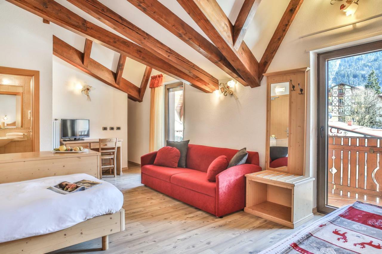 Hotel Rosa Alpina Andalo Eksteriør bilde